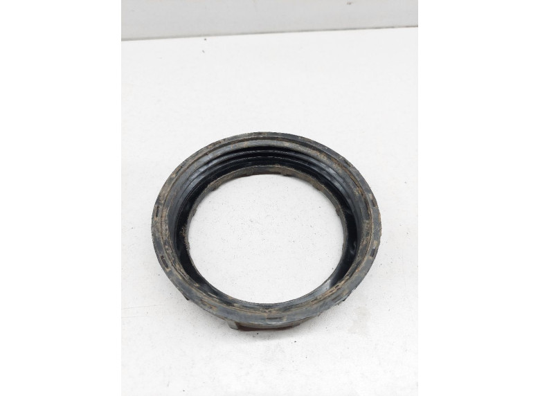 Гайка топливного насоса к Volkswagen Golf, 1995г.