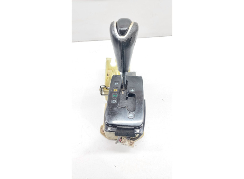 Кулиса к Hyundai Sonata, 2002г.