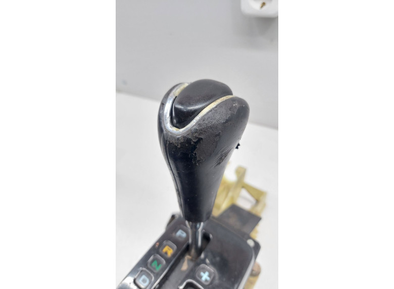 Кулиса к Hyundai Sonata, 2002г.