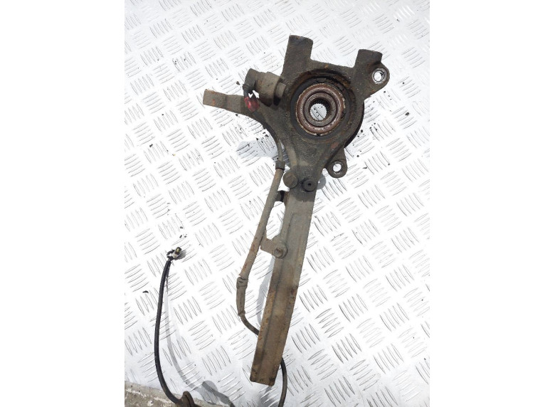 Ступица передняя правая к Hyundai Sonata, 2003г.