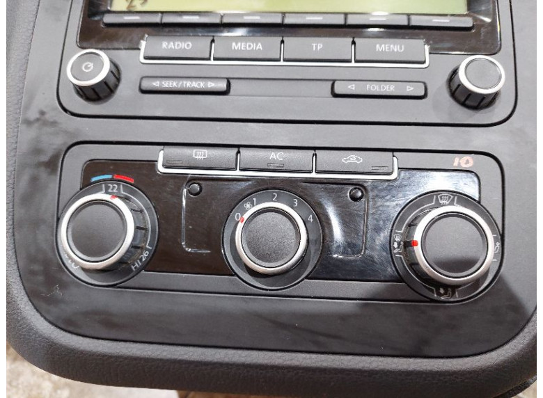 Блок управления печки/климат-контроля к Volkswagen Jetta, 2009г.