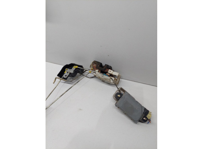 Замок двери передней правой к Hyundai Sonata, 2003г.