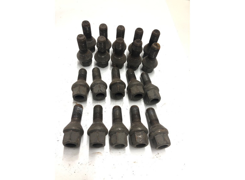 Болт колесный к Renault Kangoo, 2013г.