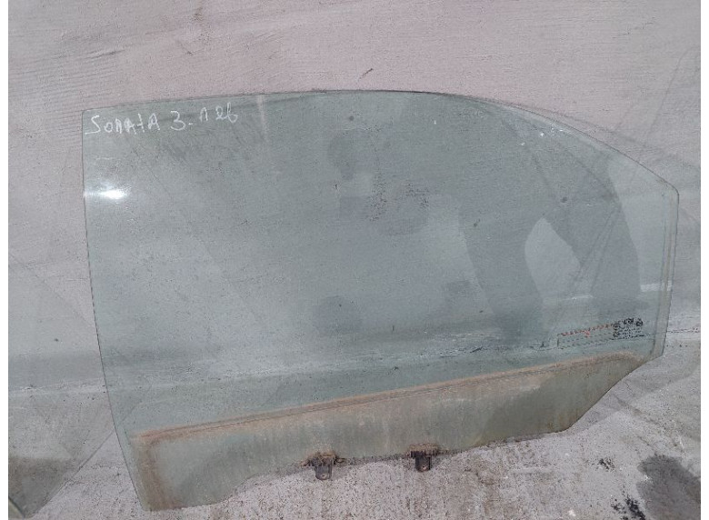 Стекло двери задней левой к Hyundai Sonata, 2003г.