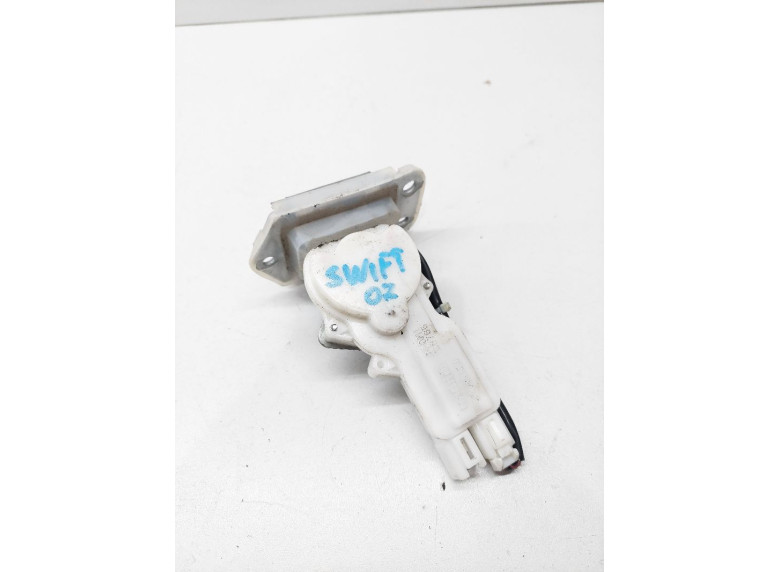 Замок багажника к Suzuki Swift, 2007г.