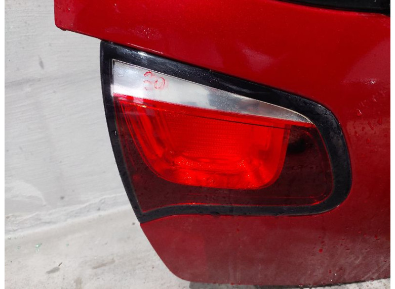Фонарь крышки багажника левый к Citroen C3, 2010г.