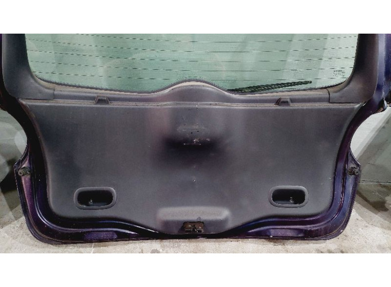 Обшивка крышки багажника к Renault Modus, 2006г.