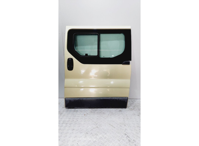 Дверь сдвижная левая к Renault Trafic, 2006г.