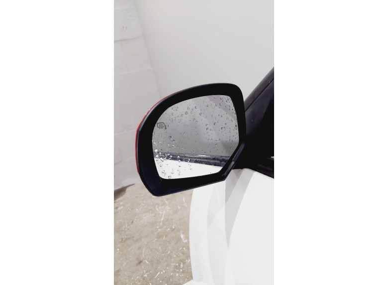 Зеркало наружное левое к Suzuki Swift, 2012г.
