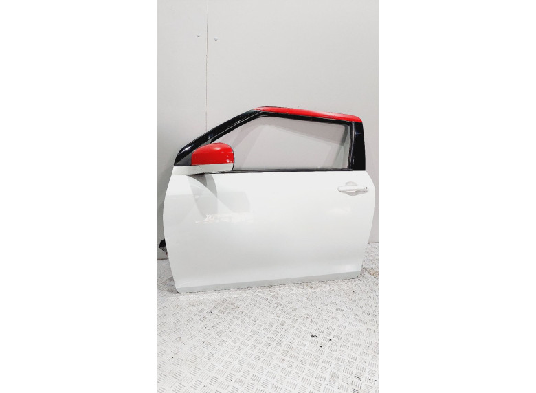Дверь передняя левая к Suzuki Swift, 2012г.