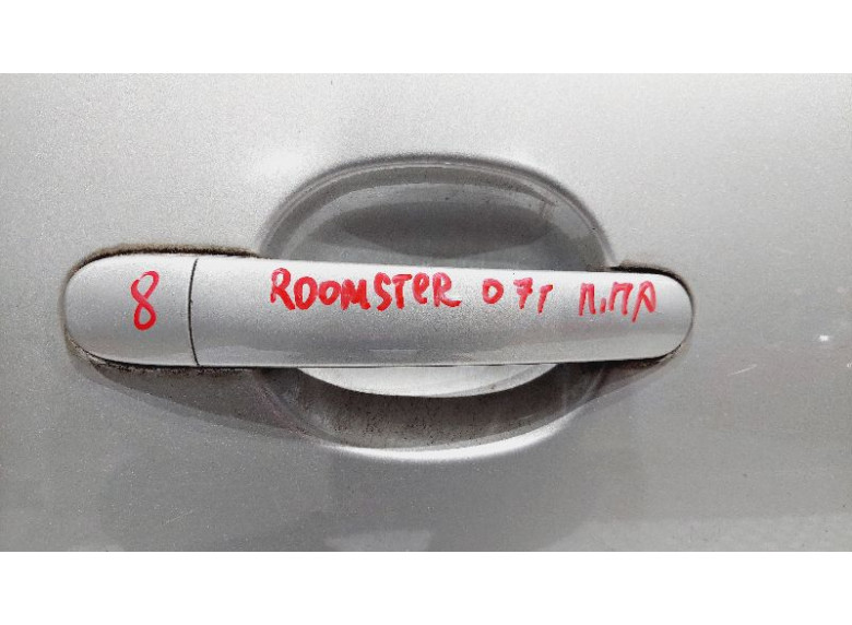 Ручка наружная передняя правая к Skoda Roomster, 2007г.