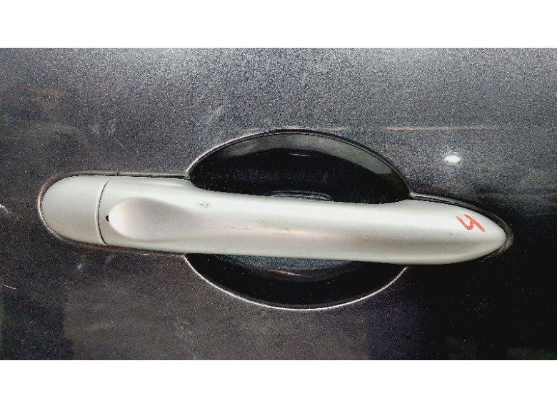 Ручка наружная задняя правая к Renault Grand Scenic, 2011г.