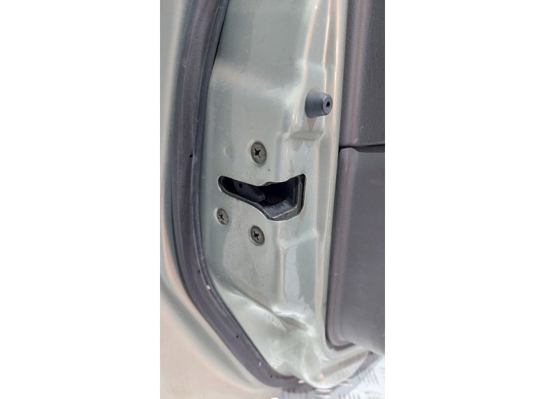 Замок двери передней левой к Nissan Almera Classic