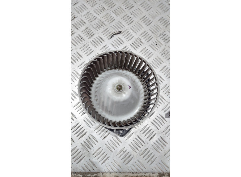 Моторчик печки к Nissan Almera Classic