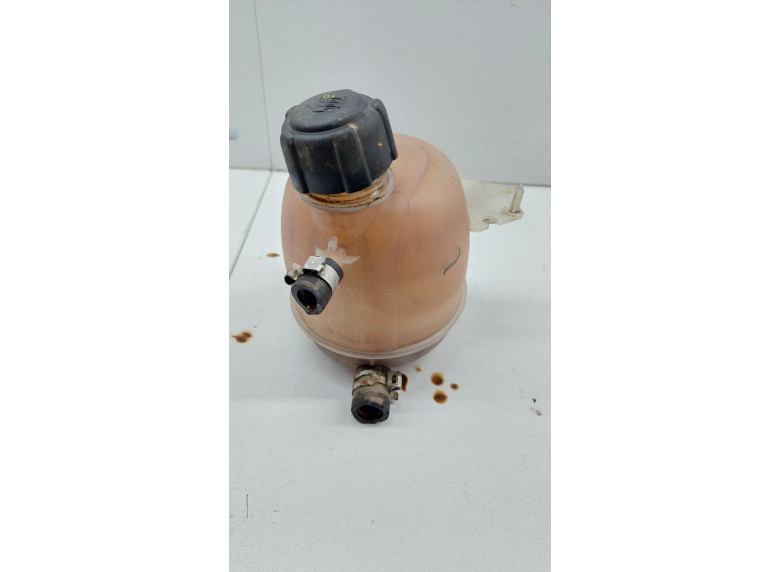 Бачок расширительный к Dacia Logan, 2007г.