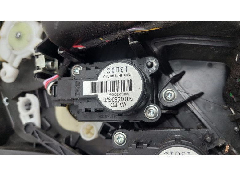 Заслонка печки/климат-контроля к Renault Megane, 2011г.