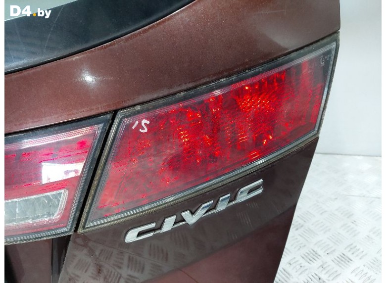 Фонарь крышки багажника правый к Honda Civic undefined г.