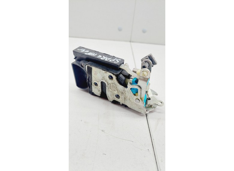 Замок двери передней правой к Chevrolet Spark