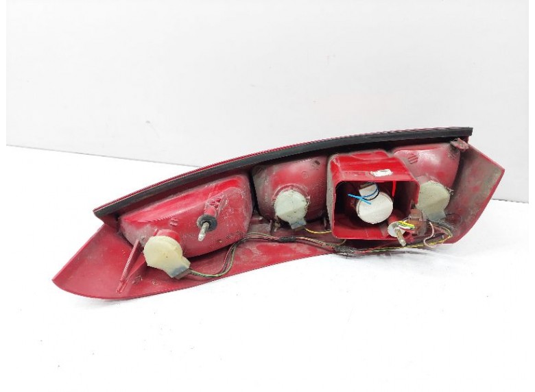 Фонарь задний левый к Фонарь задний левый к Peugeot 807 undefined г. 807