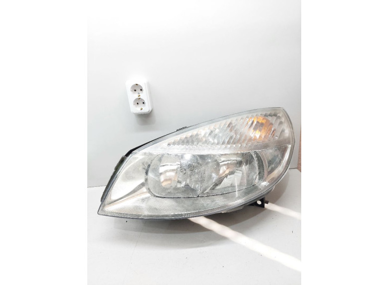 Фара левая к Renault Scenic, 2005г.
