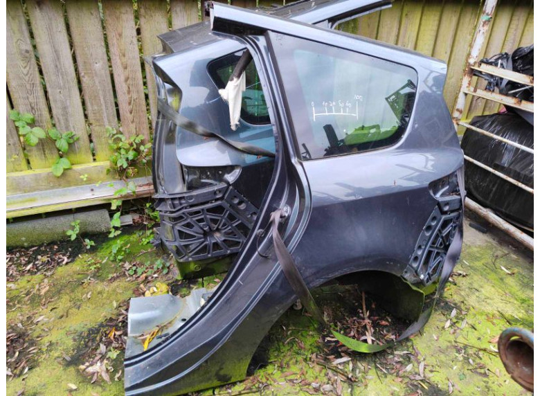 Четверть задняя левая к Renault Grand Scenic, 2011г.