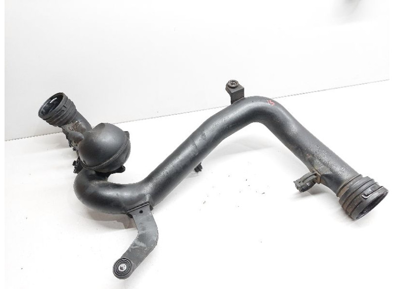 Патрубок интеркулера к Volkswagen Golf, 2005г.