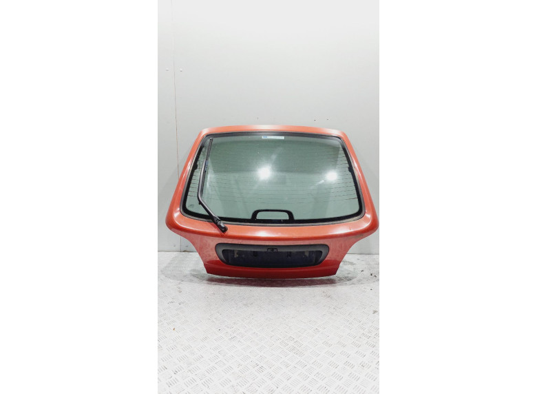 Крышка багажника (дверь 3-5) к Renault Megane, 1995г.