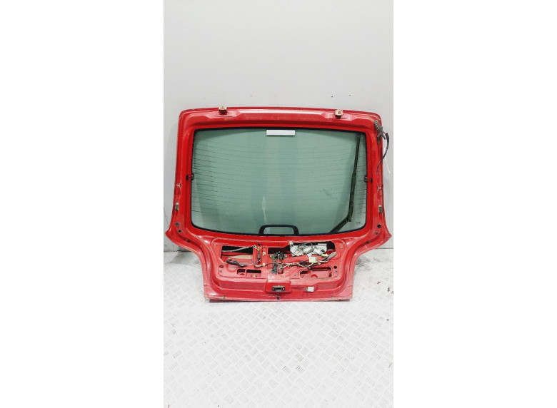 Крышка багажника (дверь 3-5) к Renault Megane, 1995г.