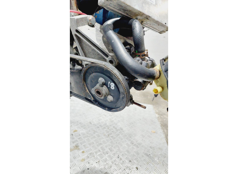 Насос гидроусилителя руля к Renault Megane, 1995г.