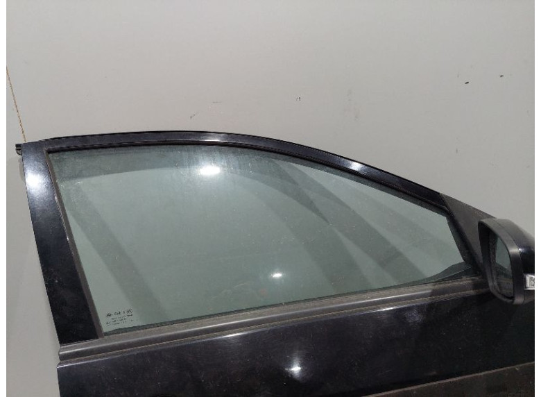 Стекло двери передней правой к Geely SC7, 2014г.