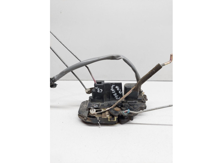 Замок двери сдвижной к Kia Carens, 2003г.