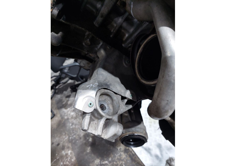 Кронштейн двигателя к BMW X5 E70, 2010г.