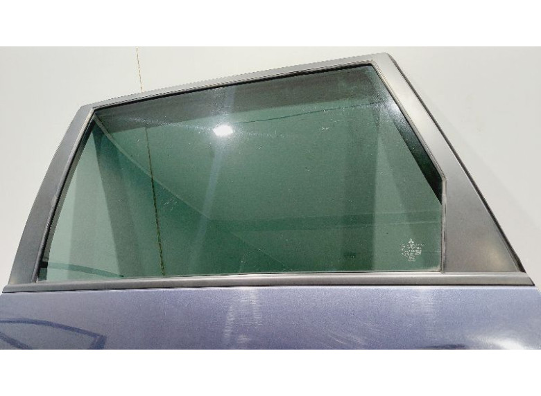 Стекло двери задней левой к Mitsubishi Grandis, 2006г.