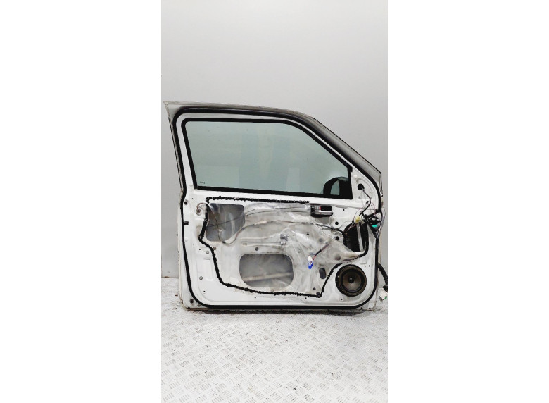 Стеклоподъемник электрический передний левый к Suzuki Swift, 2009г.