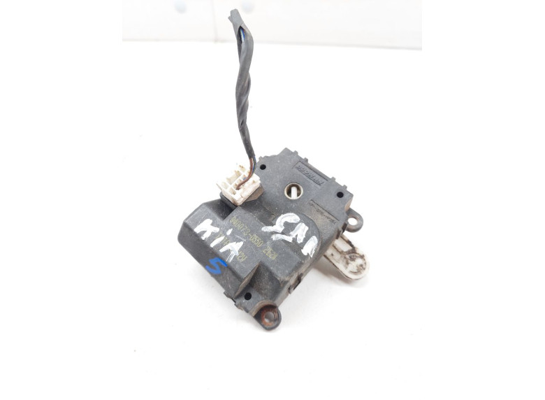 Моторчик заслонки печки к Kia Carens, 2002г.