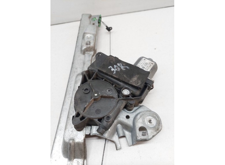 Стеклоподъемник электрический передний правый к Стеклоподъемник электрический передний правый к Peugeot 308 undefined г. 308