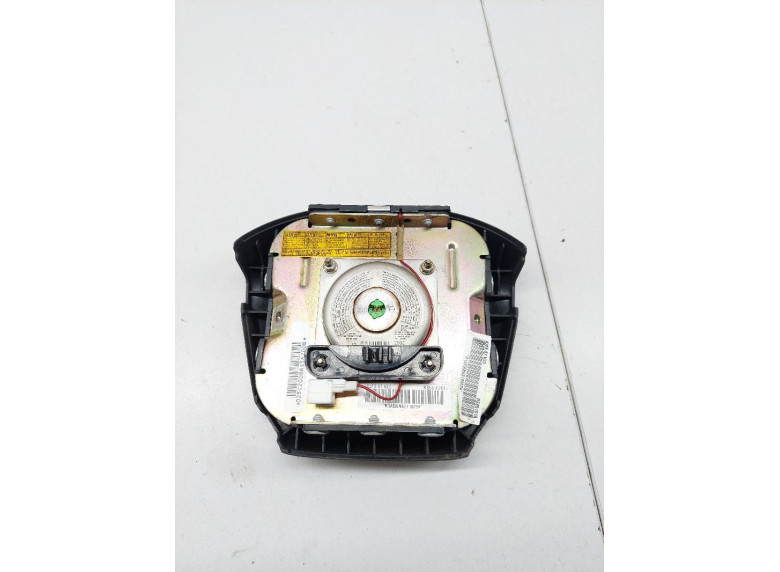 Подушка безопасности водителя к Kia Carens, 2002г.