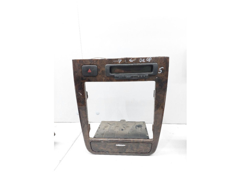 Рамка под магнитолу к Hyundai XG, 2001г.