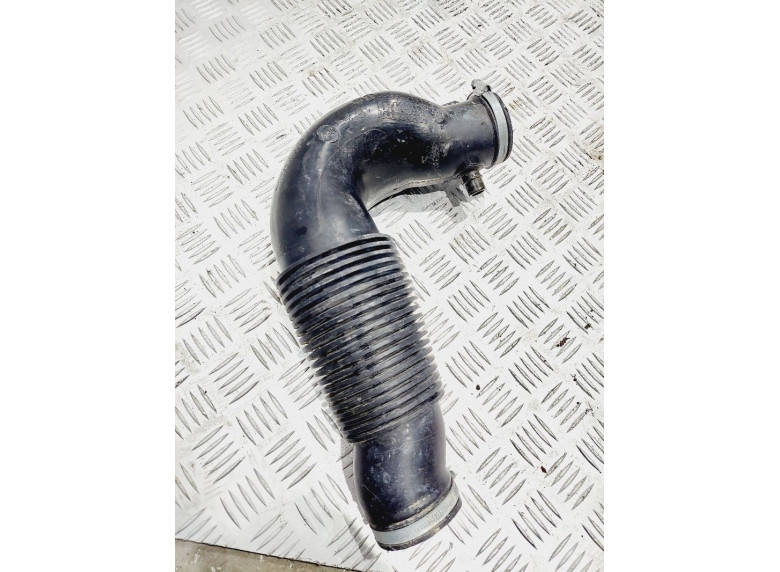 Патрубок воздушного фильтра к Peugeot 206, 2004г.