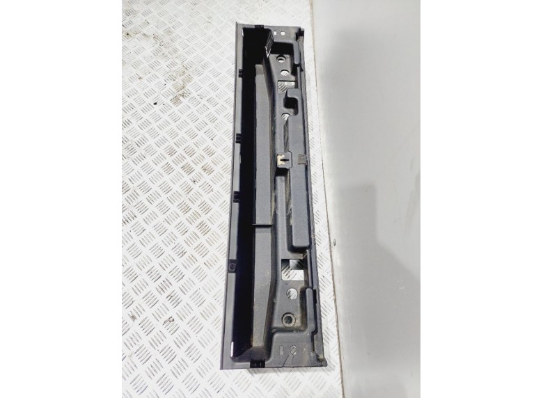 Ниша запасного колеса к Ниша запасного колеса к Pontiac Vibe undefined г. Vibe