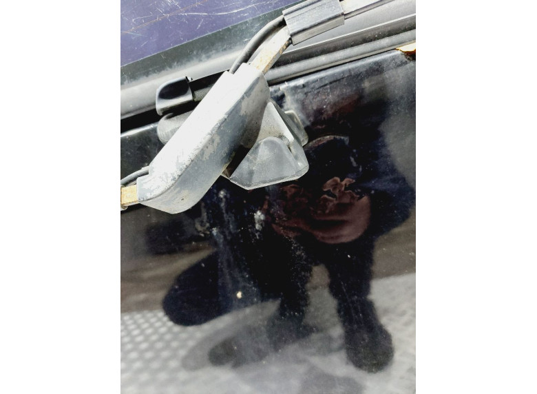 Крышка багажника (дверь 3-5) к Chevrolet Tahoe, 2002г.