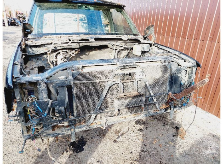 Передняя панель крепления облицовки (телевизор) к Chevrolet Tahoe, 2002г.