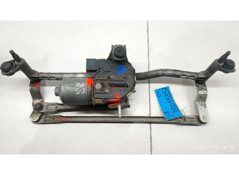 Механизм стеклоочистителя (трапеция дворников) к Volkswagen Golf, 2005г.