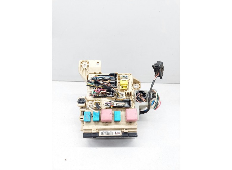 Блок предохранителей к Toyota Camry