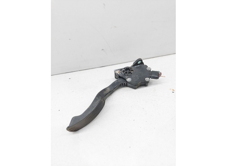 Педаль газа к Toyota Camry