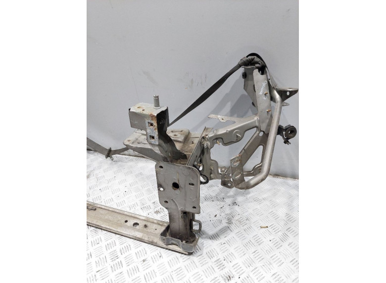 Лонжерон левый к Renault Scenic, 2009г.