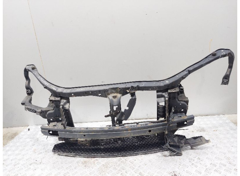 Передняя панель крепления облицовки (телевизор) к Kia Carens, 2008г.