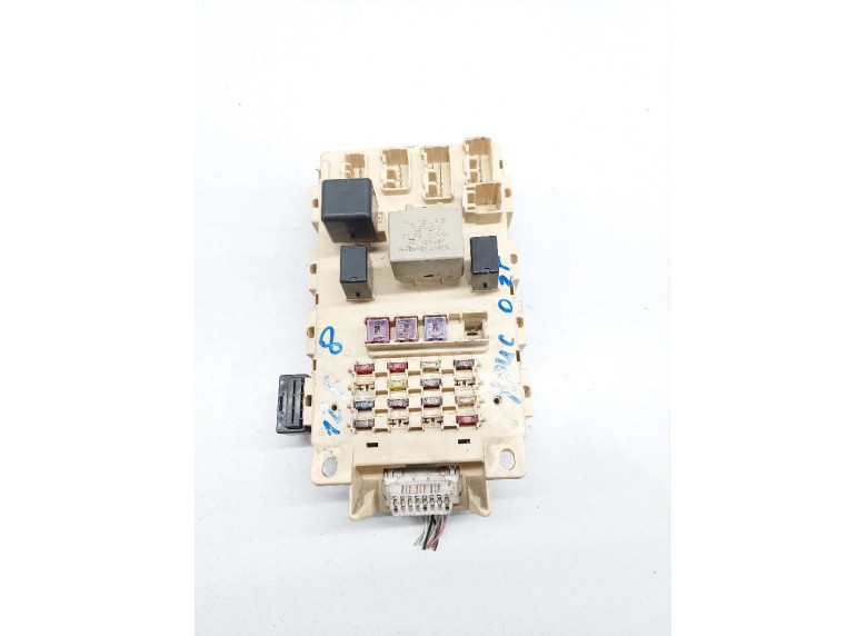 Блок предохранителей к Toyota Yaris