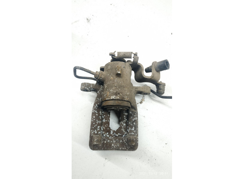 Суппорт задний левый к Citroen Berlingo, 2005г.