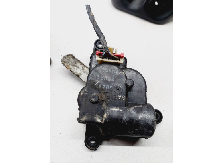 Моторчик заслонки печки к Chrysler Voyager